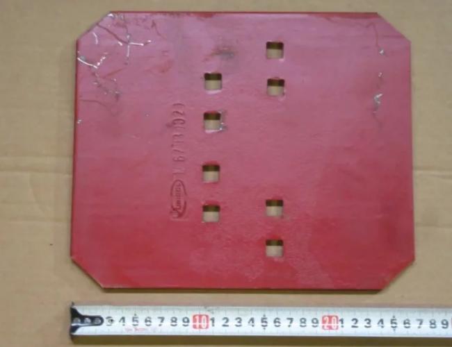 НАКЛАДКА ПОЛЕВОЙ ДОСКИ 1067/93-002/0 VIS 25 правая, левая